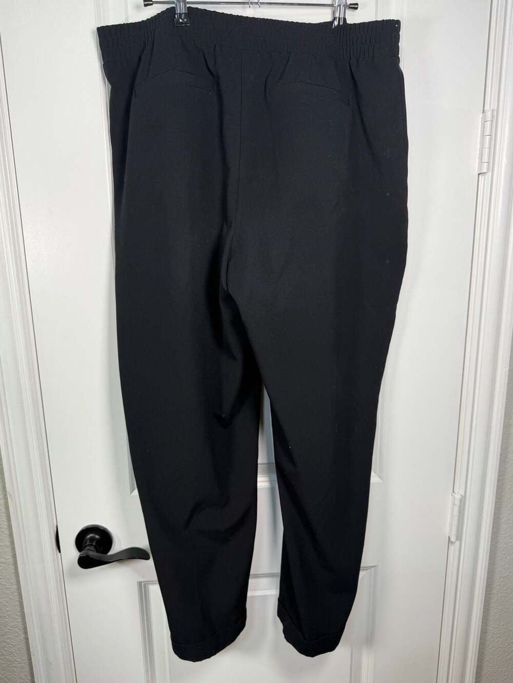 Chico's Women's Black Ankle Pants with Zip Pockets Size 2 - Picture 3 of 7